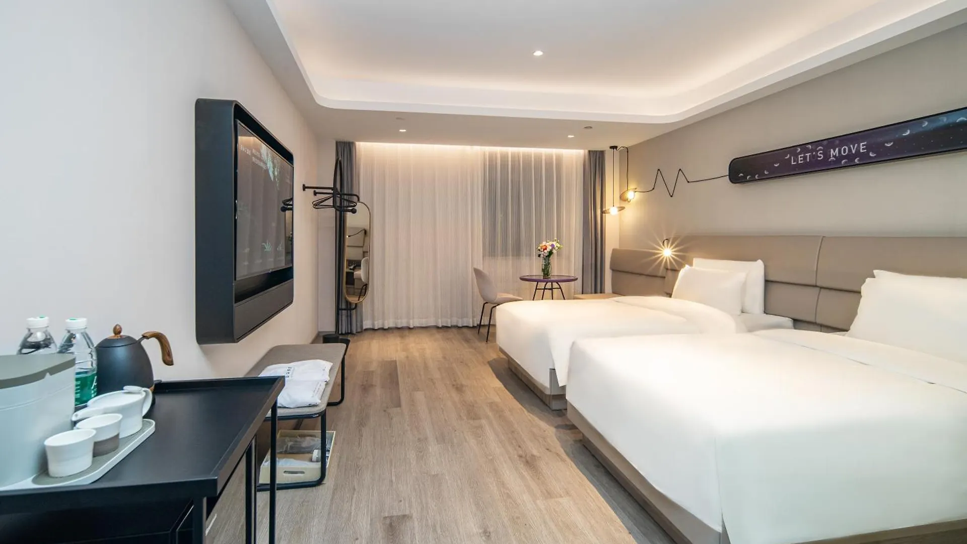 Atour Light Hotel Shanghai Xujiahui Jiaotong University